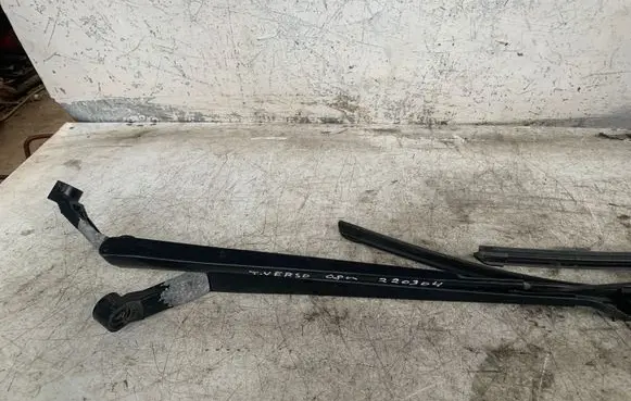 Toyota Corolla Verso AR10 Windshield/front glass wiper blade 