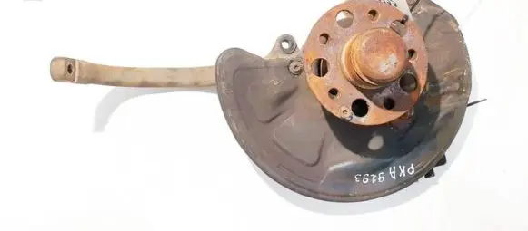 Mercedes-Benz CLS C219 Front wheel hub