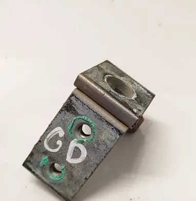 Skoda Octavia Mk2 (1Z) Rear door lower hinge 1Z0833402B