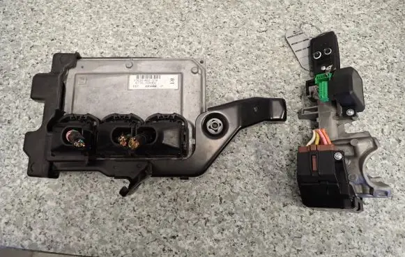 Honda Jazz Trunk lid opening control unit 