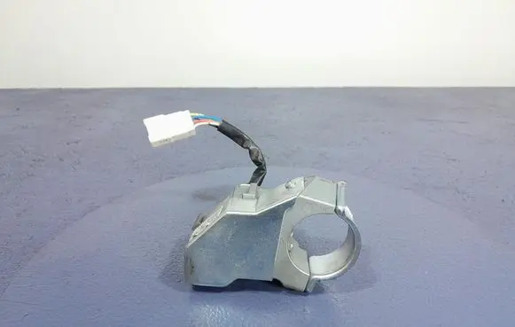 Hyundai i40 Steering wheel axle 81900-3Z000