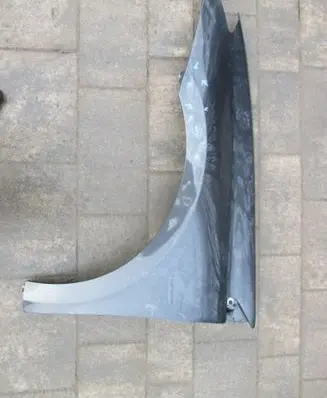 Renault Laguna III Fender BOTNIK