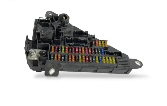 BMW 5 E60 E61 Fuse module 9138830 6906619
