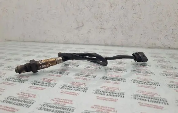 Volkswagen PASSAT B6 Lambda probe sensor 03G906262