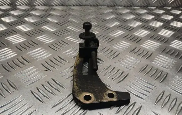 Toyota Avensis T220 Alternator belt tensioner 