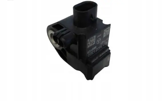 Mercedes-Benz CLS W257 Airbag deployment crash/impact sensor a2139051300