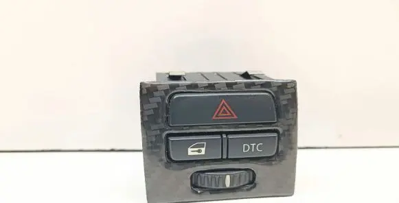 BMW 3 E90 E91 Hazard light switch 9132421 61319132421