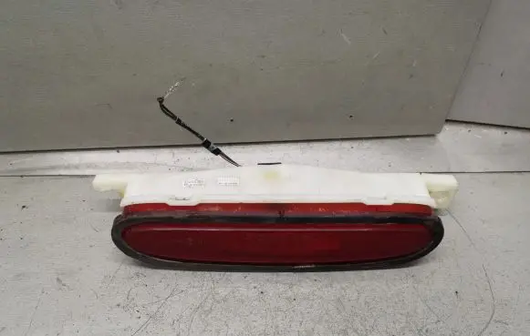 Dodge Stratus Third/center stoplight 01268437 00666856