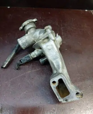KIA Carnival Thermostat housing 