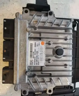 Peugeot 407 Engine control unit/module 9663548180 R0413C001E