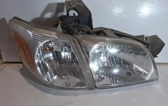 Opel Sintra Headlight/headlamp 16521698A 16521704A