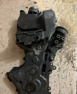 Volkswagen Golf V Timing chain cover 03C109211BF 03C109211BG