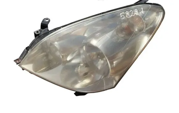 Toyota Corolla Verso E121 Headlight/headlamp 9073780