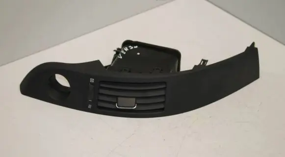 Toyota Corolla Verso E121 Dash center air vent grill 6556434010