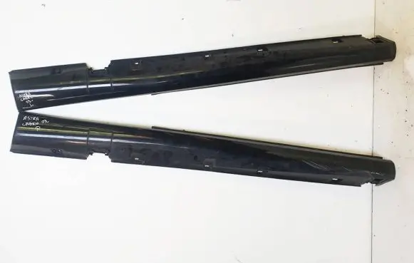 Sill/side skirt trim