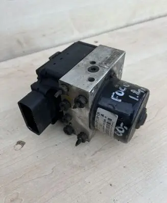 Ford Focus ABS Pump 10094801053 5WK8458 98AG2M110CA