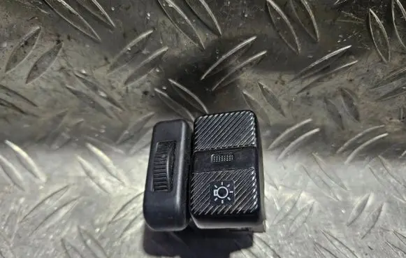 Volkswagen PASSAT B3 Light switch 7941531