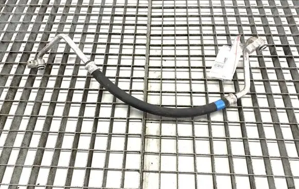 Toyota Camry VIII XV70 Air conditioning (A/C) pipe/hose