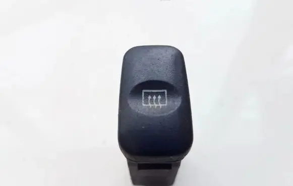 KIA Carnival Windscreen/window heater switch 9E19