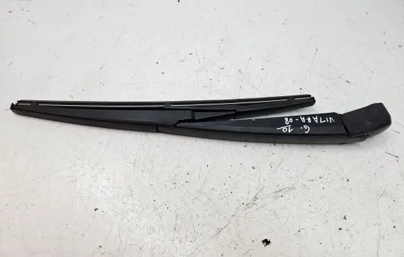 Suzuki Grand Vitara II Rear wiper blade arm