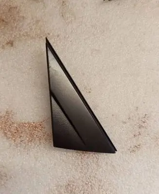 Hyundai Tucson TL Fender end trim 86180 D3000