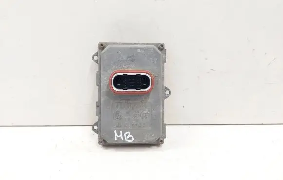 Mercedes-Benz R W251 Headlight ballast module Xenon A0028206026 5DF00870400 282637