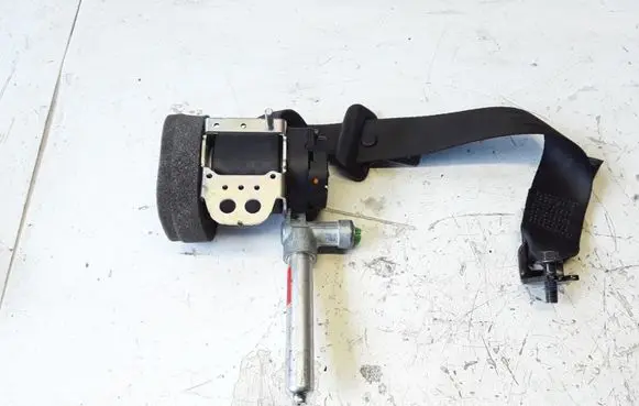Volvo C30 Rear seatbelt 6061401R0C