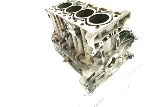Volvo V40 Engine block B4204T38