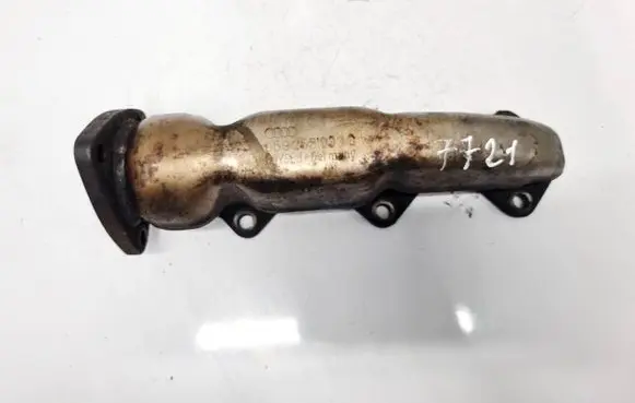 Audi A4 S4 B6 8E 8H Exhaust manifold 059253033C