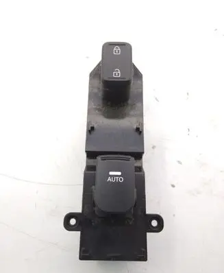 KIA Optima Electric window control switch 935752T010
