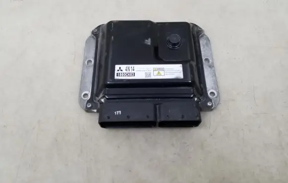 Mitsubishi ASX Engine control unit/module 1860C483