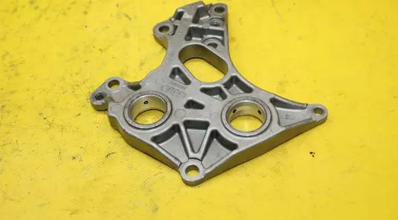 Audi A4 S4 B6 8E 8H Oil pump 