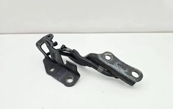 Lexus CT 200H Engine bonnet/hood hinges