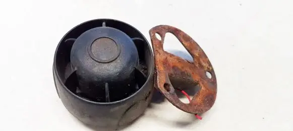 Audi A4 S4 B5 8D Horn signal