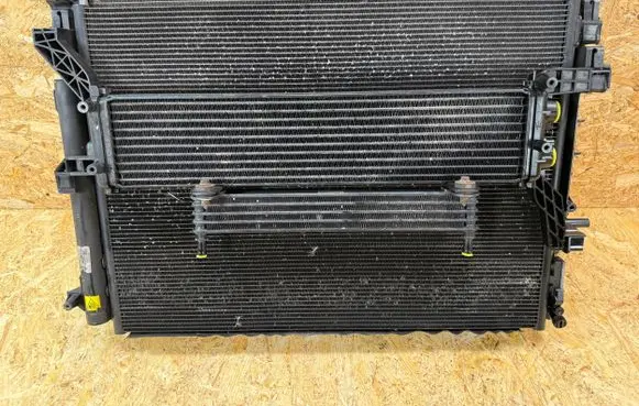 Maserati Ghibli Radiator set 