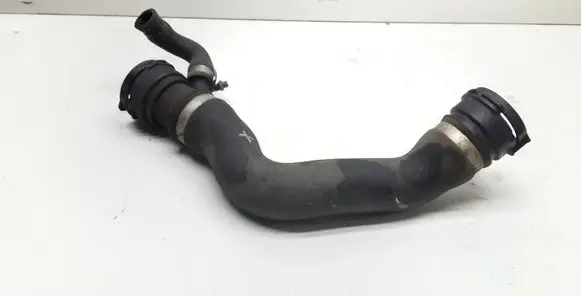 BMW X3 E83 Engine coolant pipe/hose