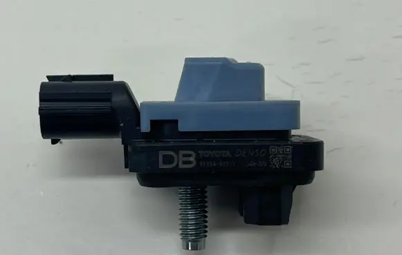 Toyota RAV 4 (XA50) Airbag deployment crash/impact sensor 8983A52011
