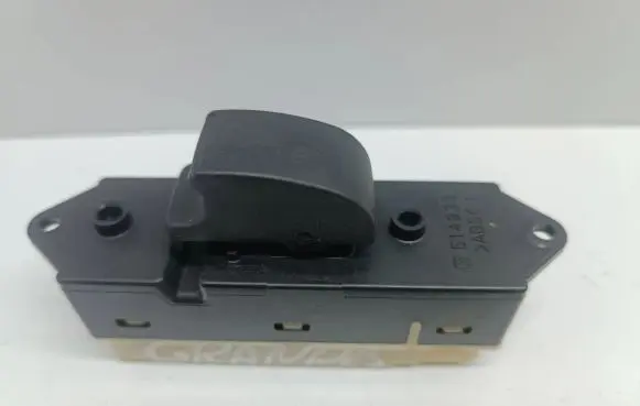 Mitsubishi Grandis Electric window control switch 514933