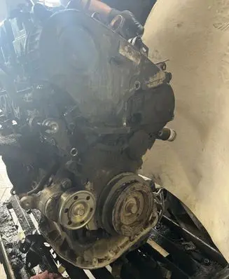 Toyota Avensis T220 Engine