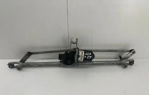 Dodge Nitro Front wiper linkage and motor 55157273AF 91625664 05112007070215