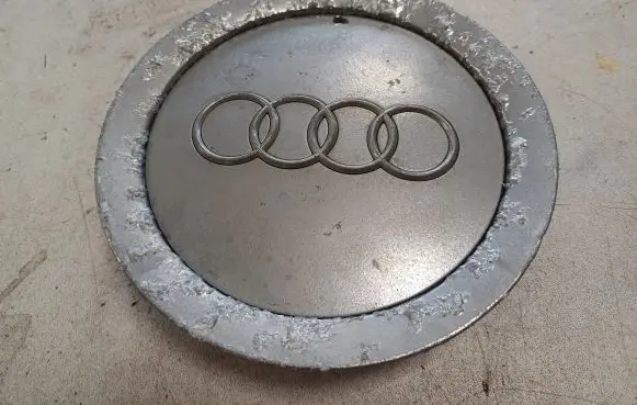 Audi A6 S6 C5 4B Original wheel cap 4E0601165A 895601165A