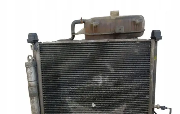 Renault Megane I Coolant radiator
