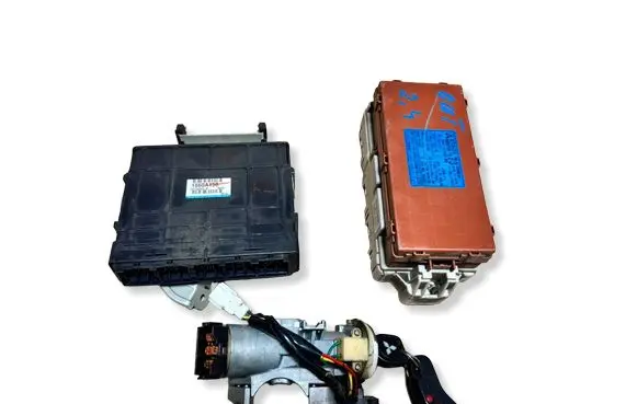 Mitsubishi Outlander Engine ECU kit and lock set 1860A156 E6T38984H