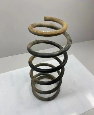 Toyota Land Cruiser (J120) Rear coil spring
