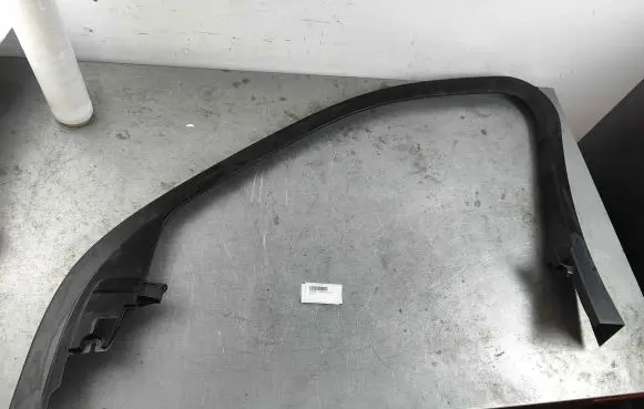 Volvo XC90 Front door window/glass frame 31393871