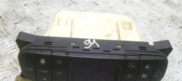 Mitsubishi Carisma Climate control unit mb947679 cab502a005