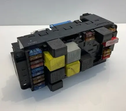 Mercedes-Benz C W203 Fuse module 2035452801 74450400 5DK00848551
