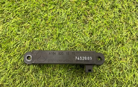 Mercedes-Benz S AMG W221 Keyless (KESSY) go control unit/module A1648201575 5WK48193 PA66GF25