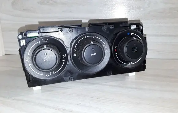 Citroen C3 Picasso Climate control unit 69947013