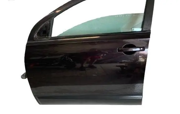 Nissan Qashqai Front door